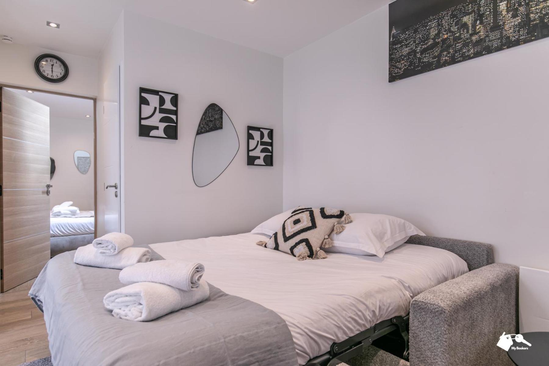 Mba Levallois Splendide Appart - Proche Paris Exterior foto